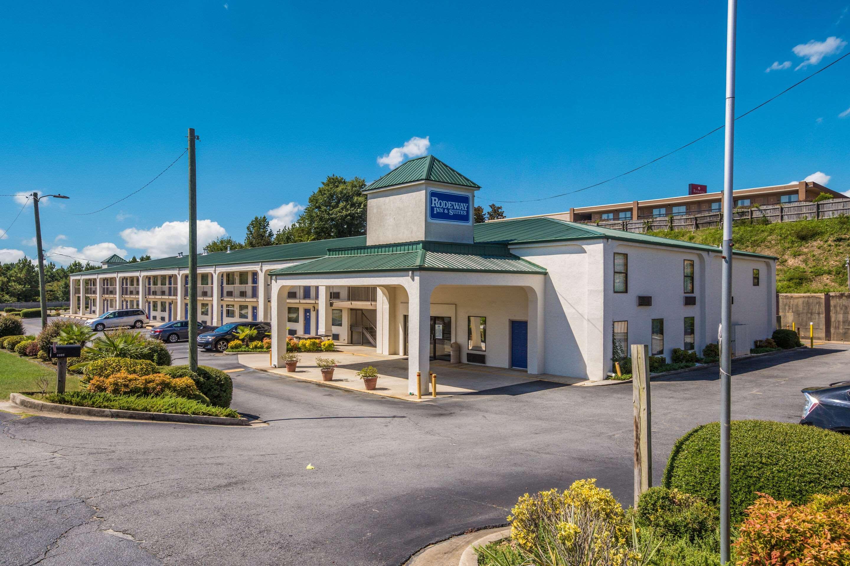 Rodeway Inn & Suites Macon Buitenkant foto