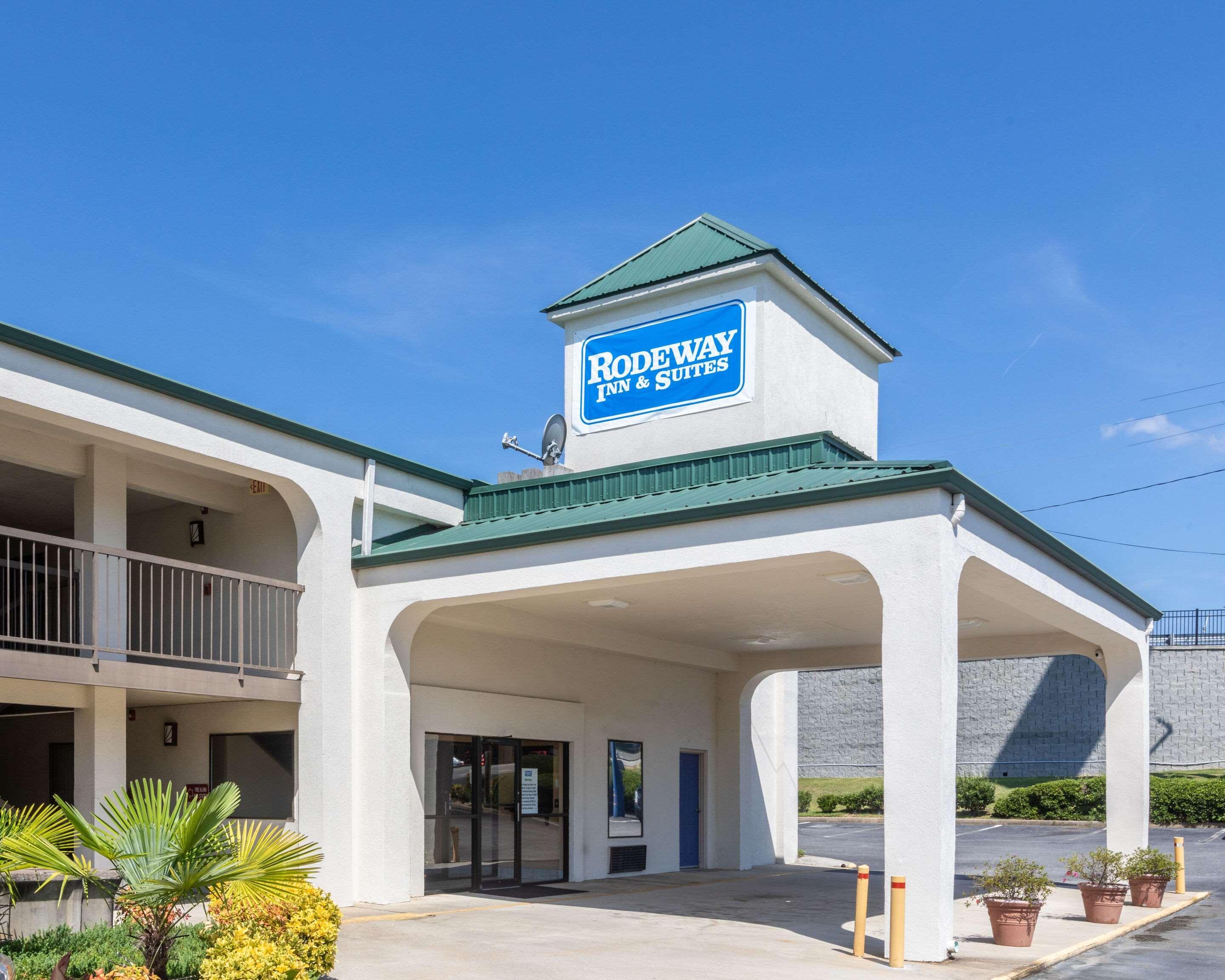 Rodeway Inn & Suites Macon Buitenkant foto